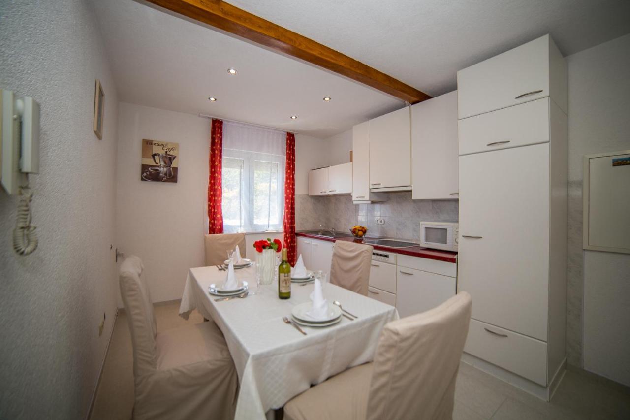 Apartman Bangel Lokva Rogoznica Exterior foto